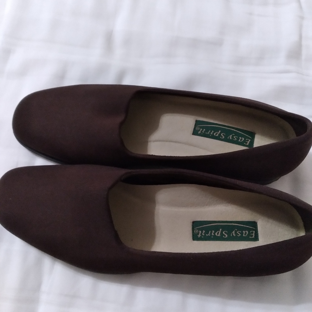 Easy spirit casual flat shoes